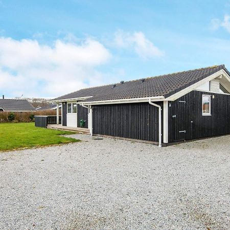 Three-Bedroom Holiday Home In Juelsminde 18 Sonderby  Exterior photo